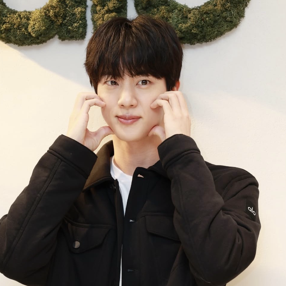 진 (방탄소년단) 최근 활동샷