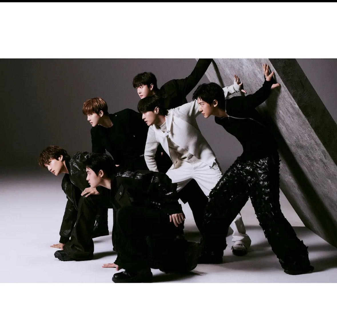 Foto aktivitas terbaru EXO