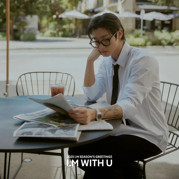 Signature photo of I.M (MONSTA X) capturing their charm