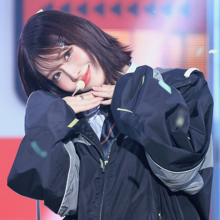 A moment captured by Momo (TWICE)'s fan