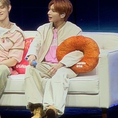 태현 (투모로우바이투게더)의 비하인드 컷