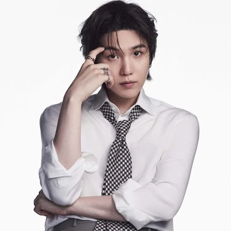 슈가 (방탄소년단)의 최신 사진