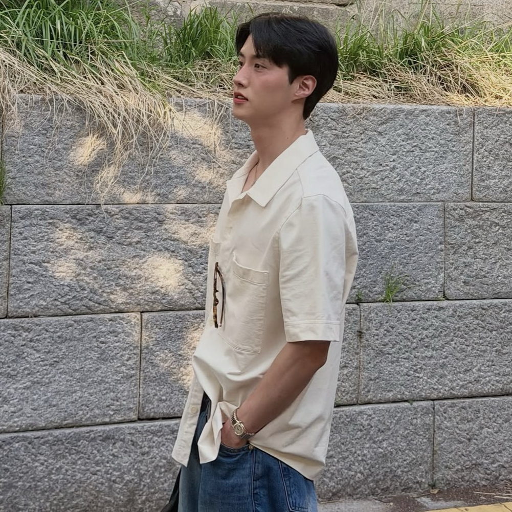 Recent activity shot of Yeoone (PENTAGON)