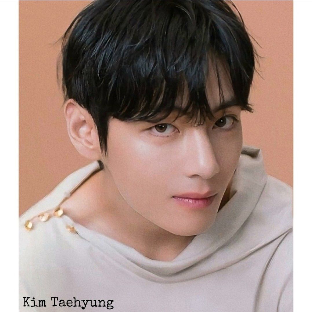Latest photo of V (BTS)