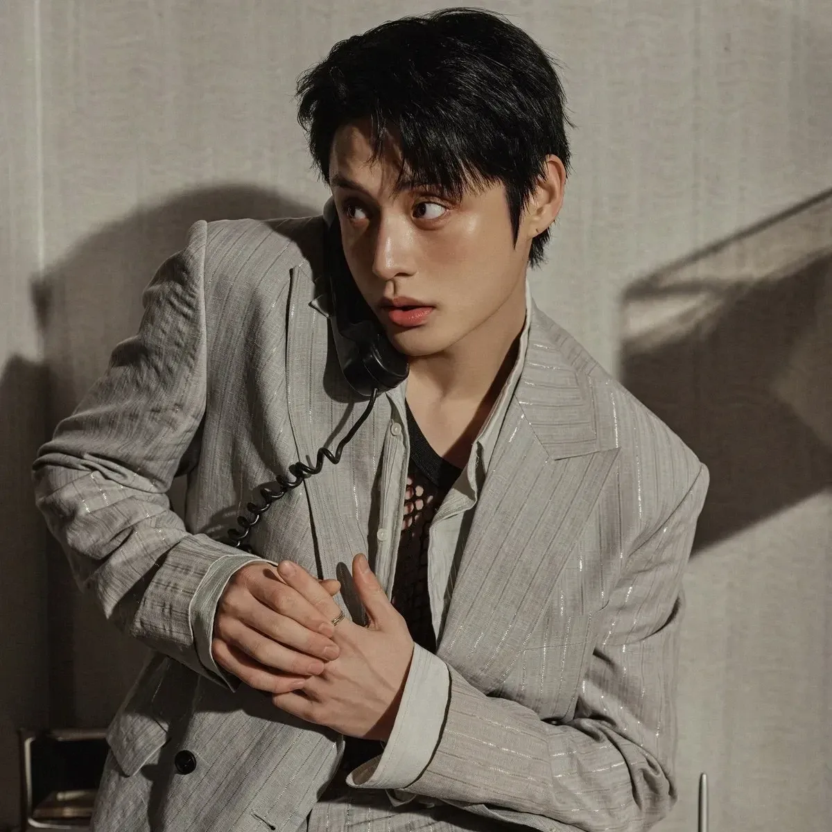 金地雄 (ZEROBASEONE)的最新照片