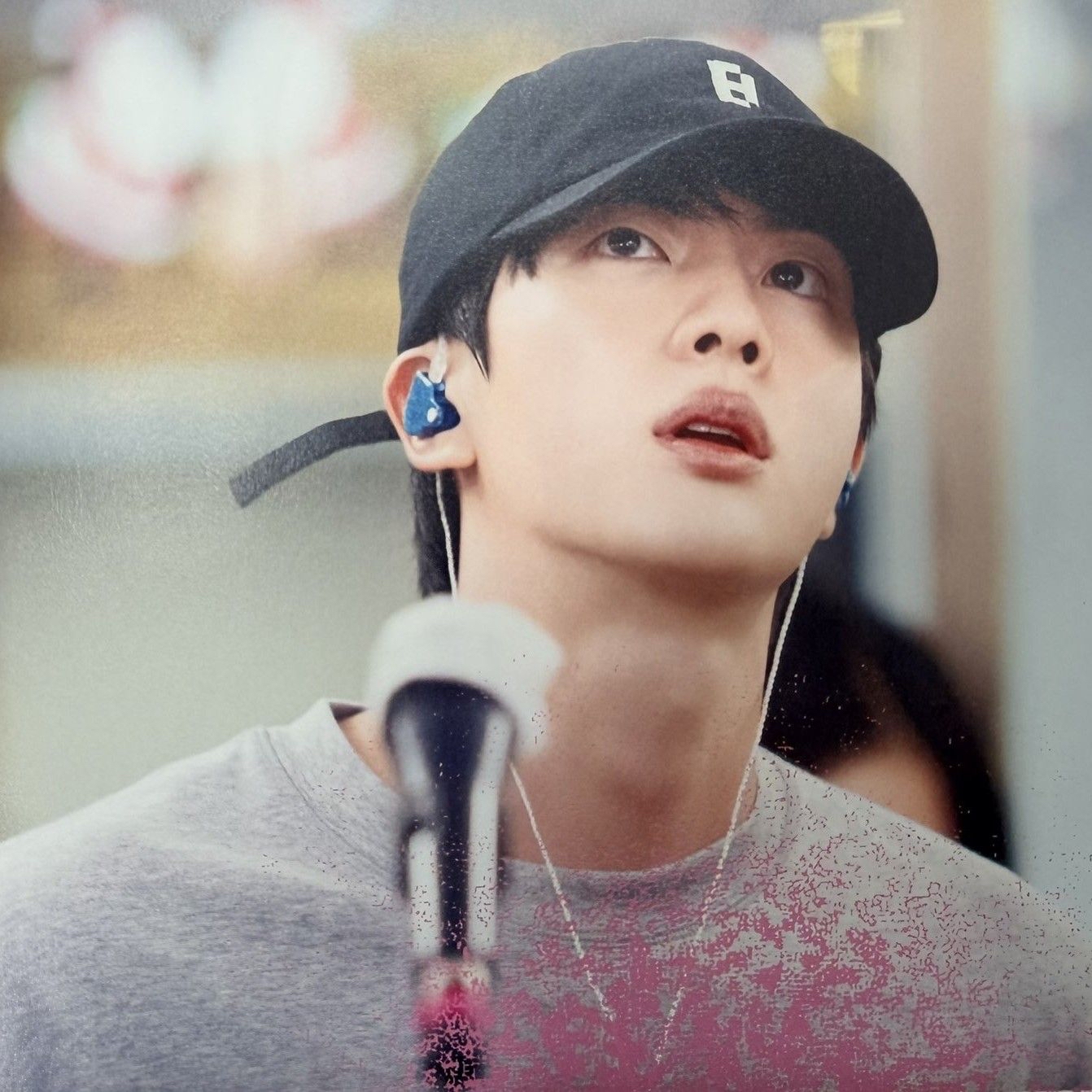 진 (방탄소년단)의 비하인드 컷