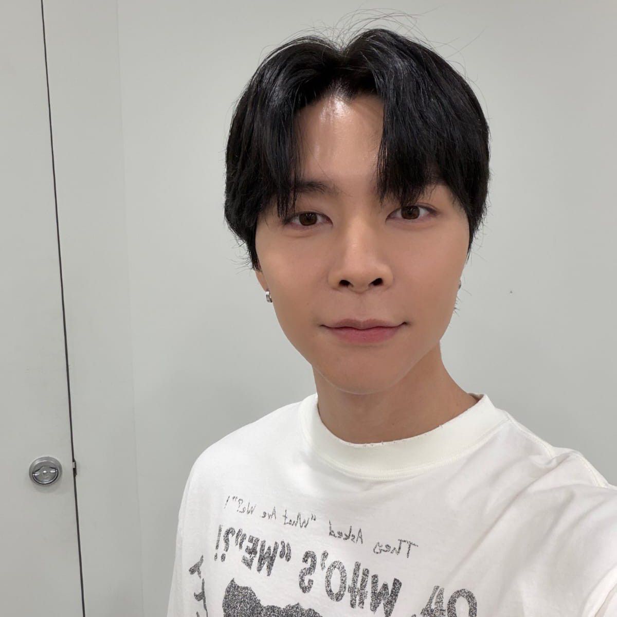 Recent activity shot of Johnny (NCT 127)