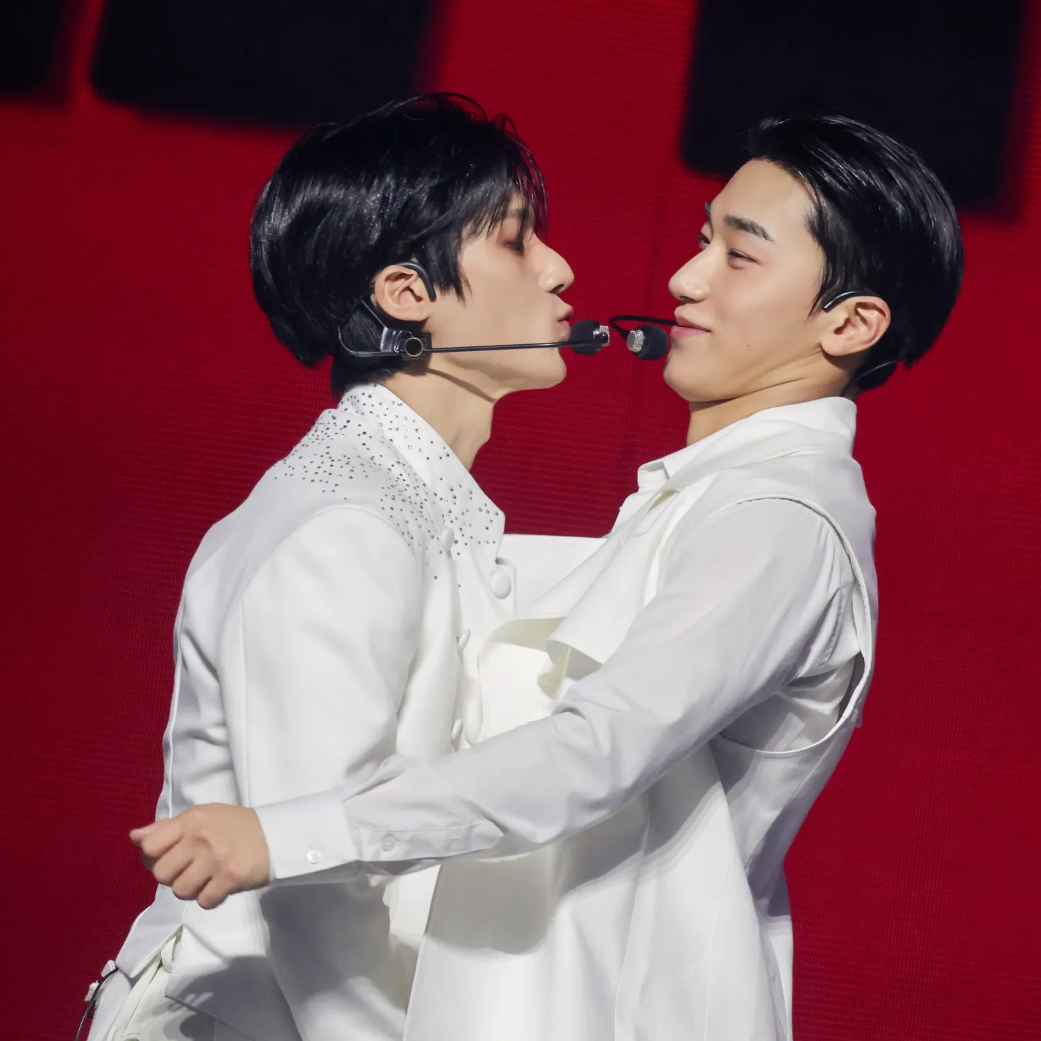 ATEEZ的幕後花絮