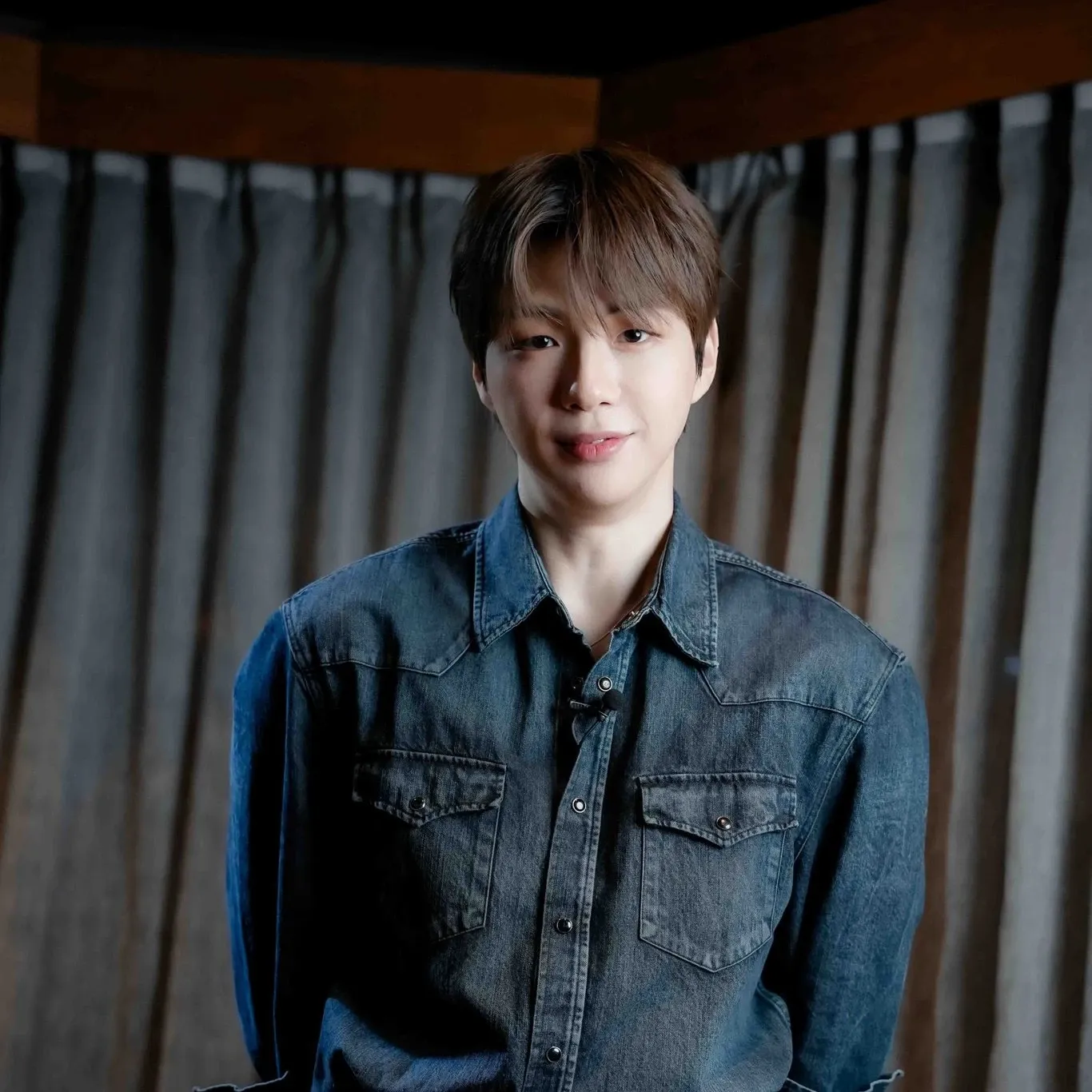 Behind-the-scenes cut of Kang Daniel
