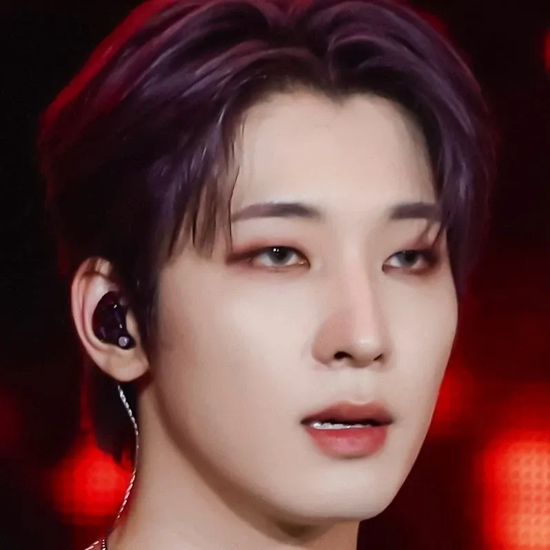 Latest photo of Wonwoo (SEVENTEEN)