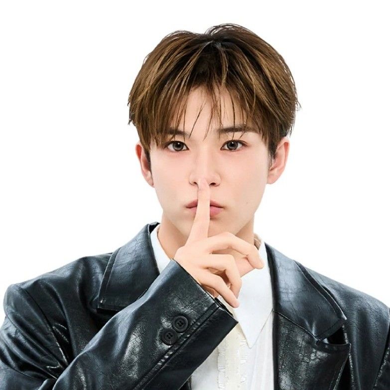 Behind-the-scenes cut of Asahi (TREASURE)