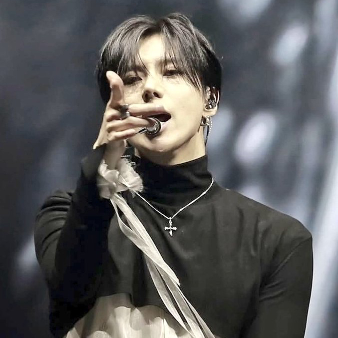 Behind-the-scenes cut of Taemin (SHINee)