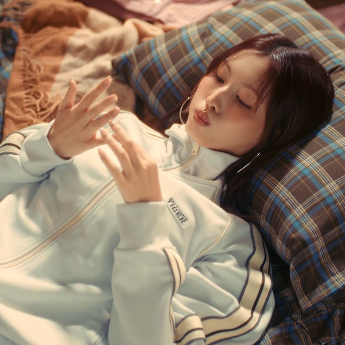 모모 (TWICE)의 최신 사진