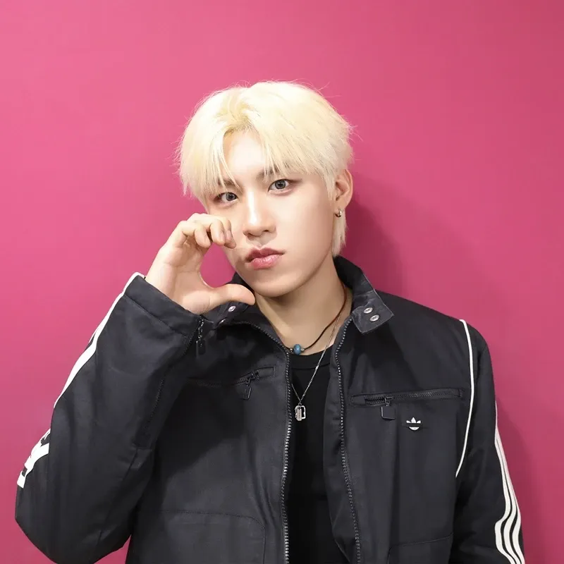 Latest photo of Park Woojin (AB6IX)
