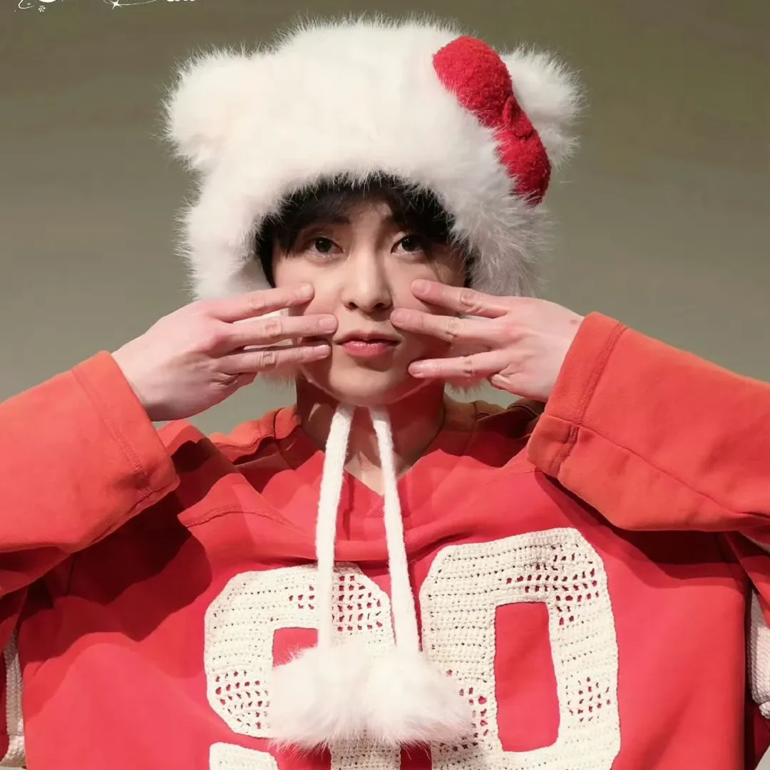 Behind-the-scenes cut of Xiumin (EXO)