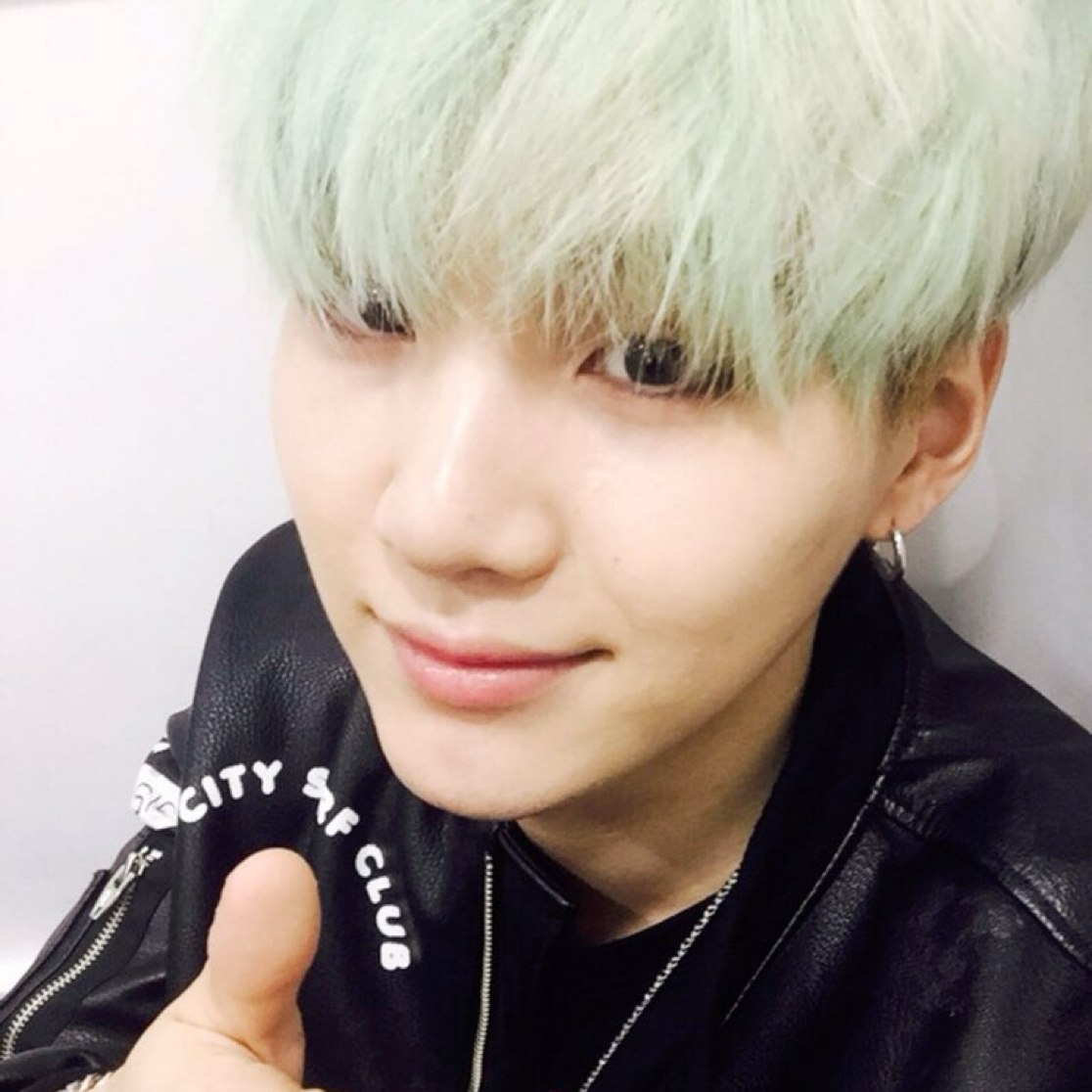 슈가 (방탄소년단)의 비하인드 컷