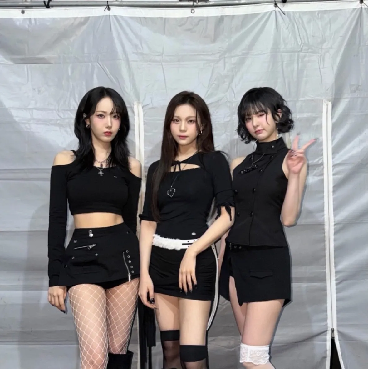 Momen yang diabadikan oleh penggemar VIVIZ