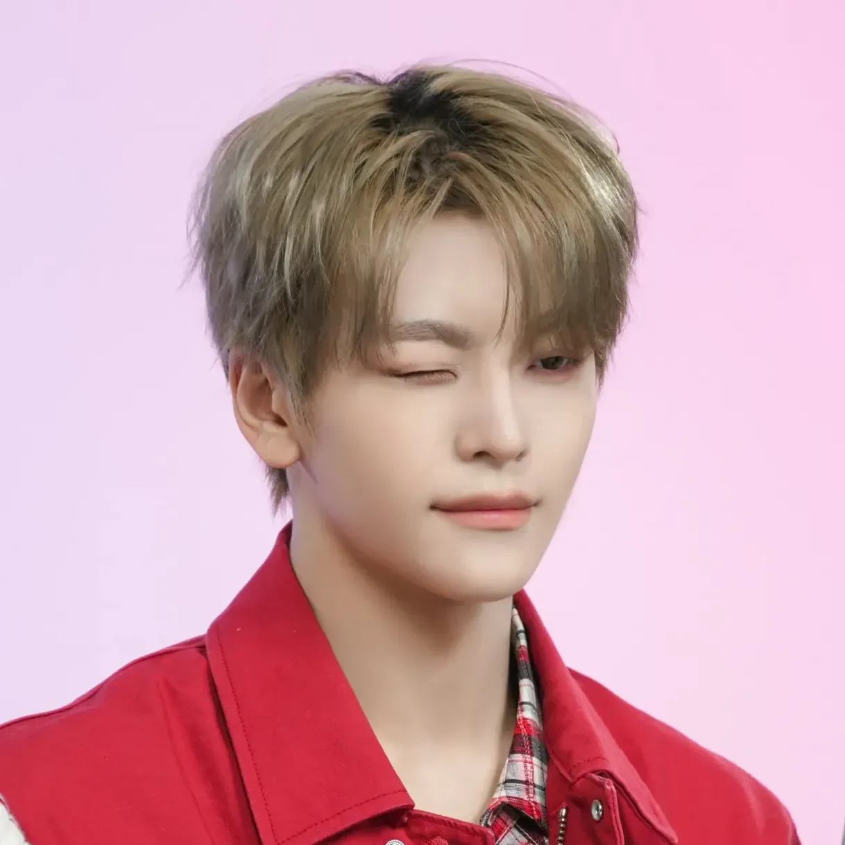 贺鑫隆 (ALPHA DRIVE ONE)粉丝拍下的瞬间