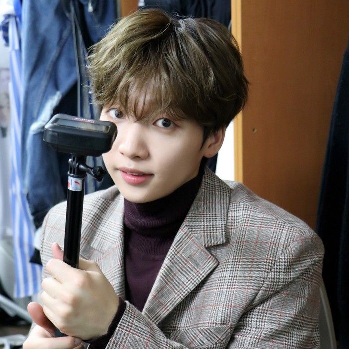 A moment captured by Jeong Sewoon's fan