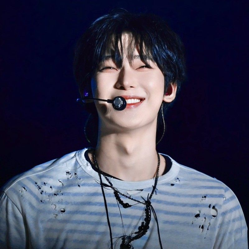 선우 (ENHYPEN) 최근 활동샷