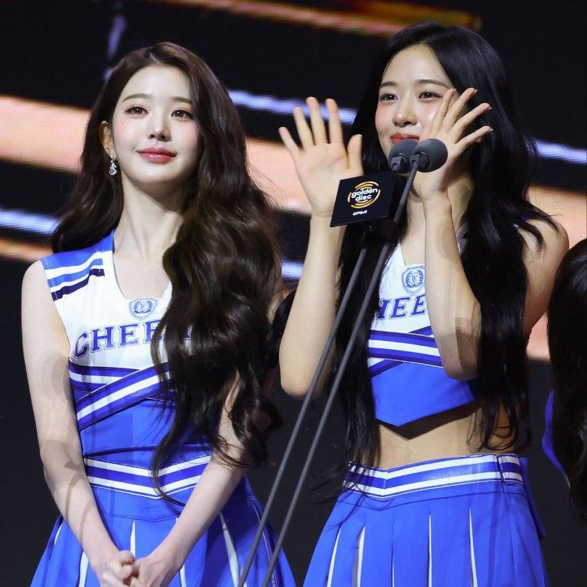 IVE的最新活动照片