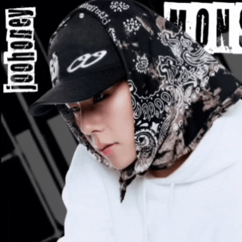 A moment captured by Joohoney (MONSTA X)'s fan