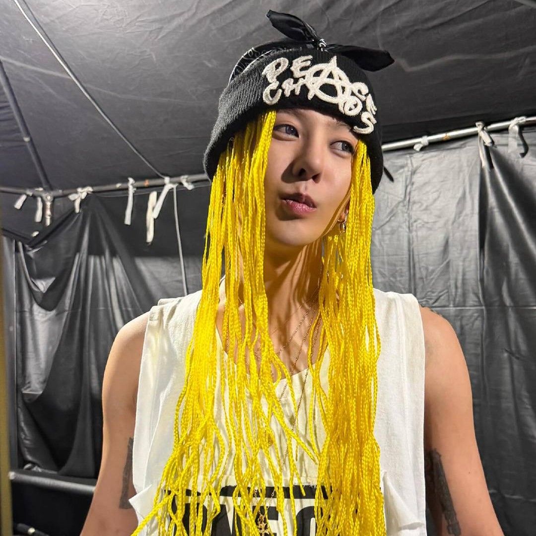 Behind-the-scenes cut of G-DRAGON (BIGBANG)