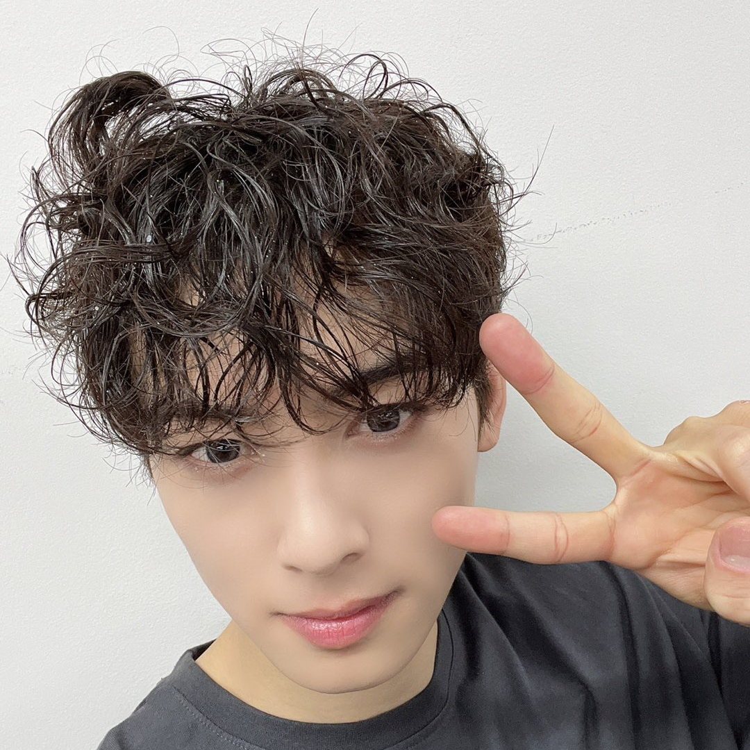 아스트로의 비하인드 컷