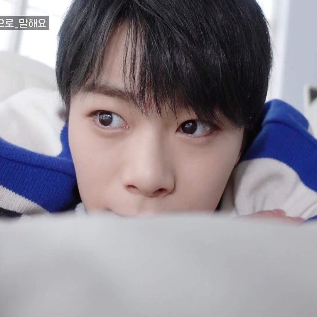 Behind-the-scenes cut of Moonbin (ASTRO)