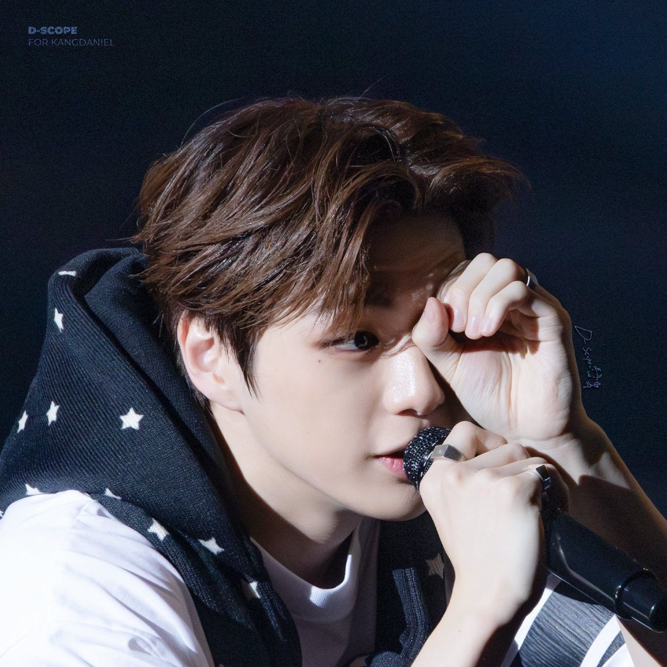 강다니엘의 비하인드 컷