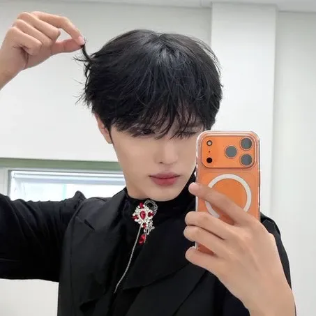 Recent activity shot of Abe Yura (KO1KEYZ)