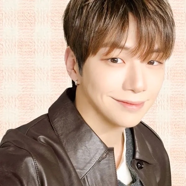 Foto aktivitas terbaru Kang Daniel