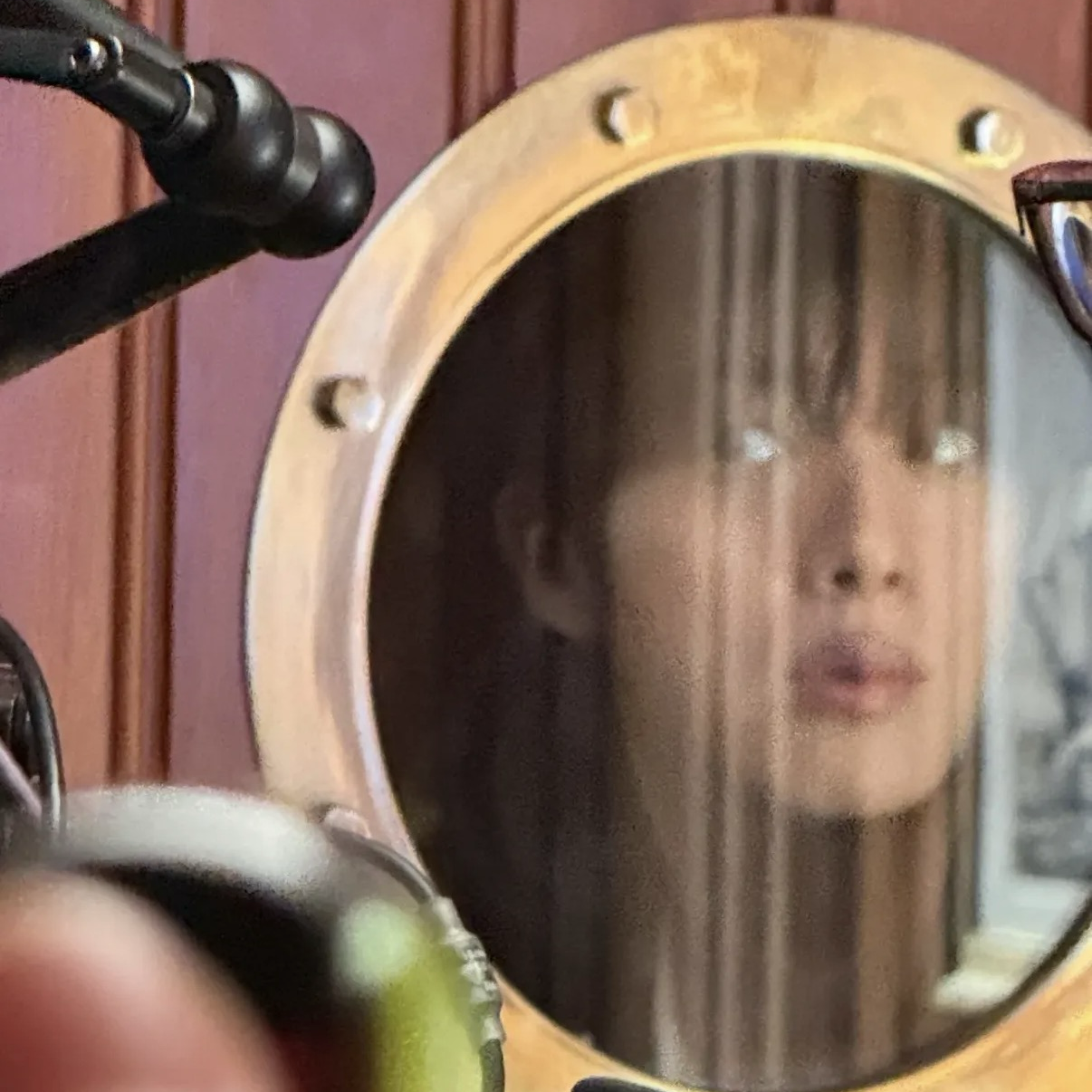 Foto aktivitas terbaru Jin (BTS)