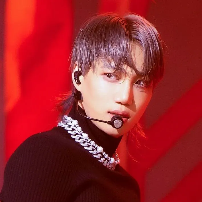 Potret di balik layar EXO