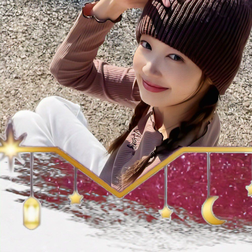 Latest photo of Léa (1995)