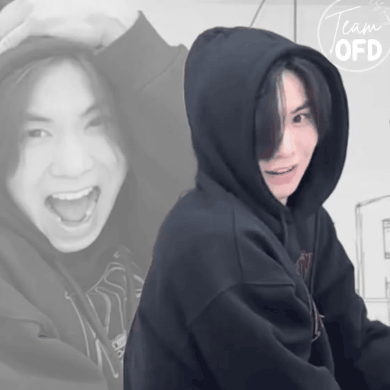 A moment captured by Rocky's fan