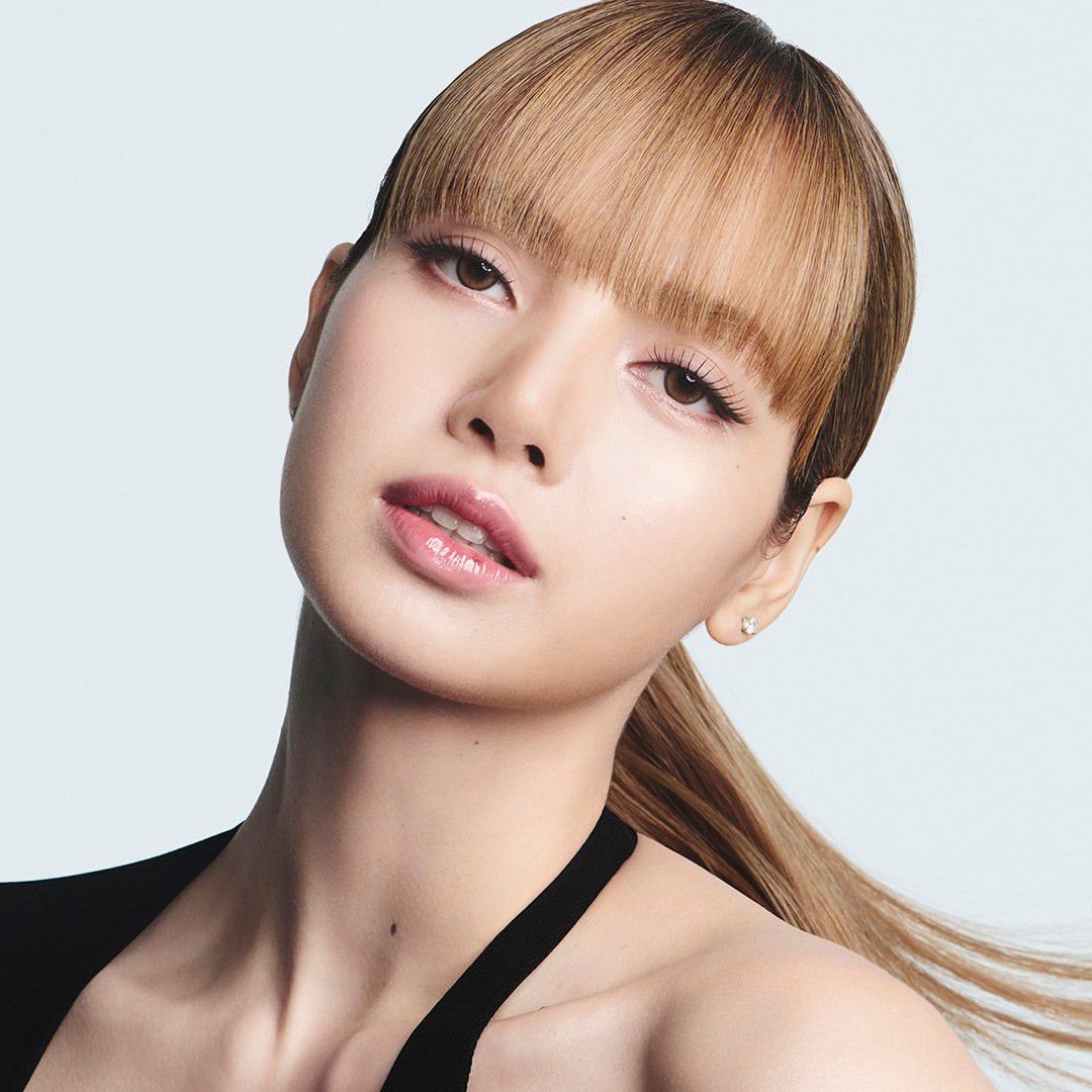 Potret di balik layar Lisa (BLACKPINK)