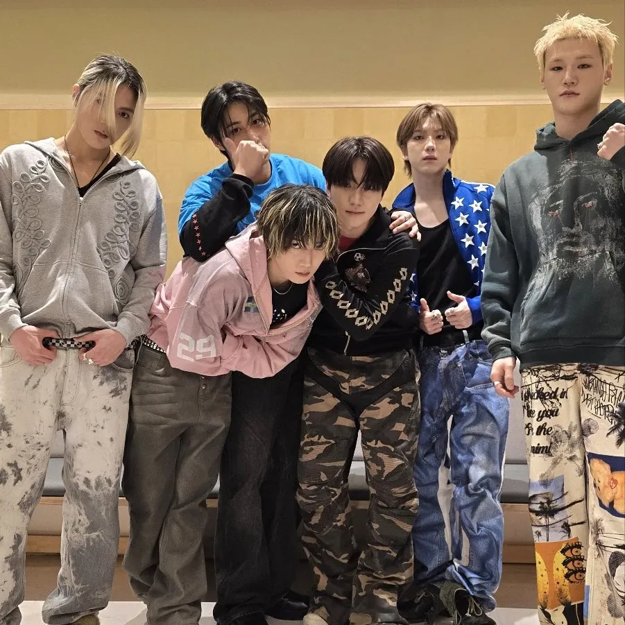 JUST B的最新照片