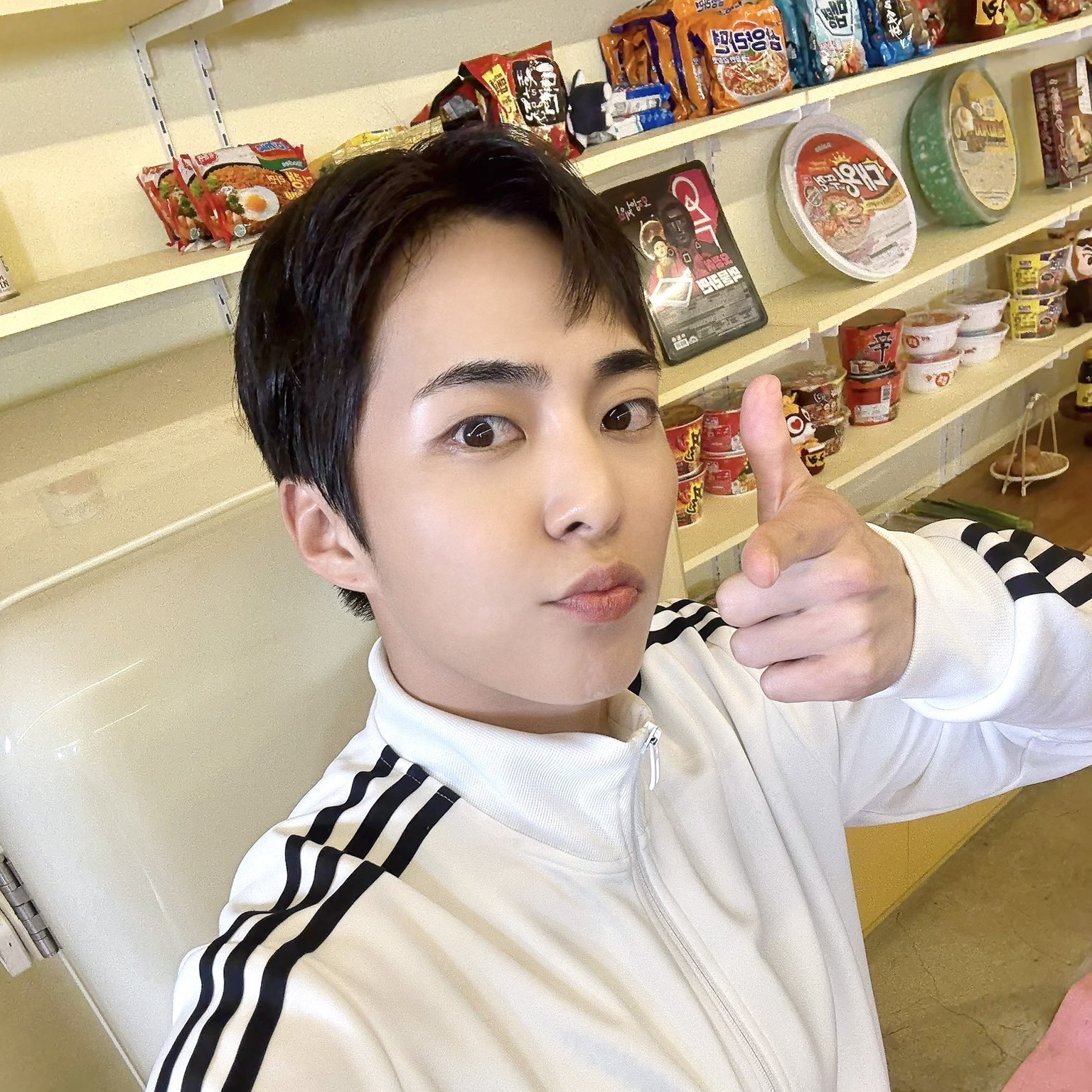Behind-the-scenes cut of Xiumin (EXO)