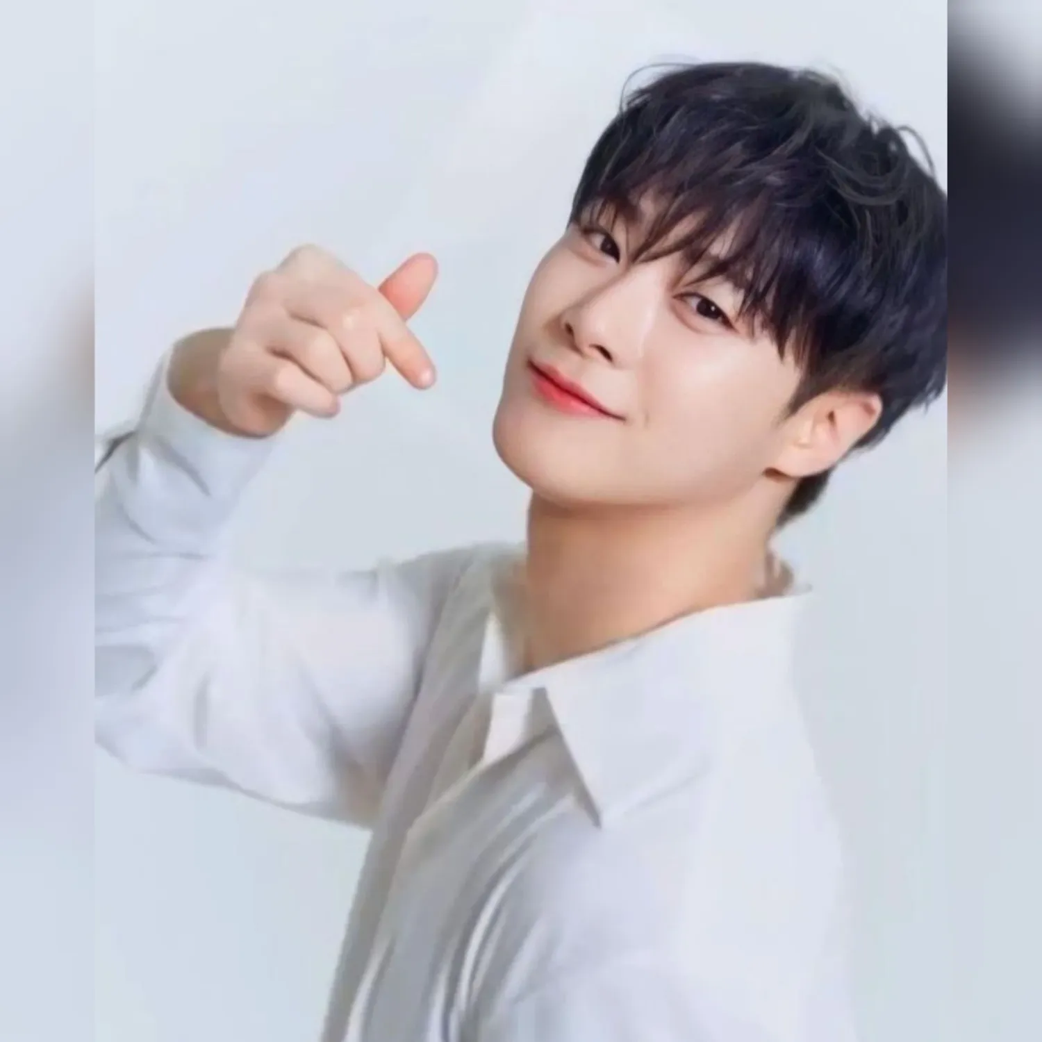 Recent activity shot of Moonbin (ASTRO)