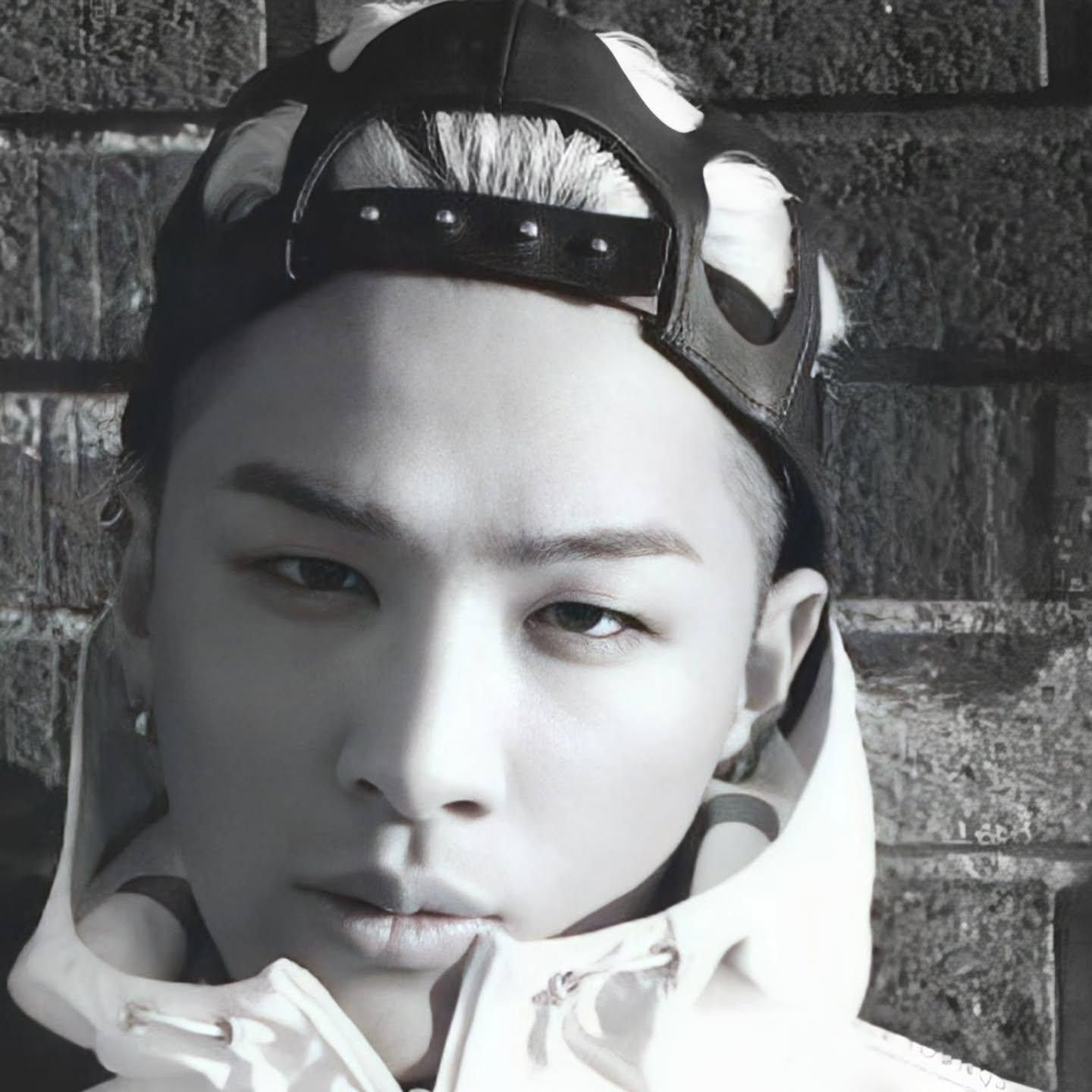 Behind-the-scenes cut of Taeyang (BIGBANG)