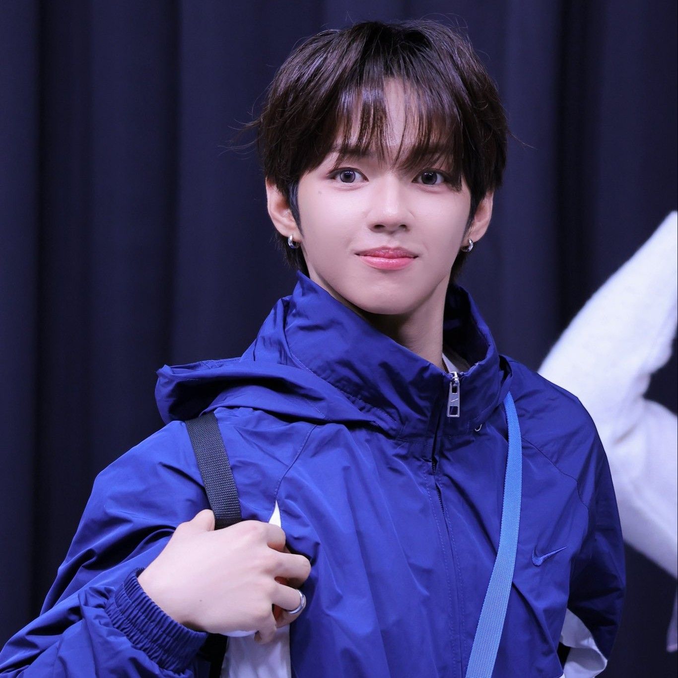 Latest photo of JL (AHOF)