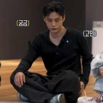 A moment captured by Kim Jiwoong (ZEROBASEONE)'s fan