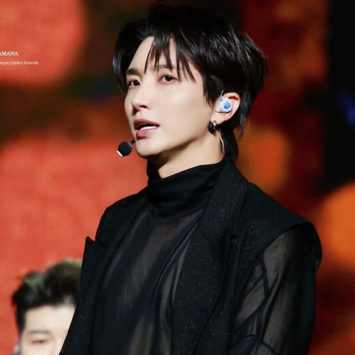 Latest photo of Leeteuk (Super Junior)