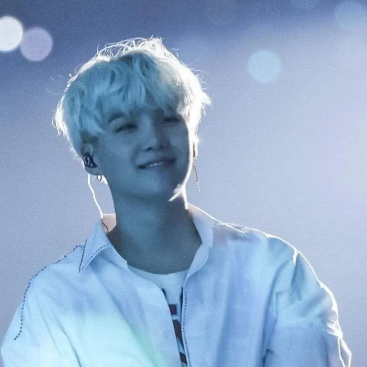 슈가 (방탄소년단) 최근 활동샷