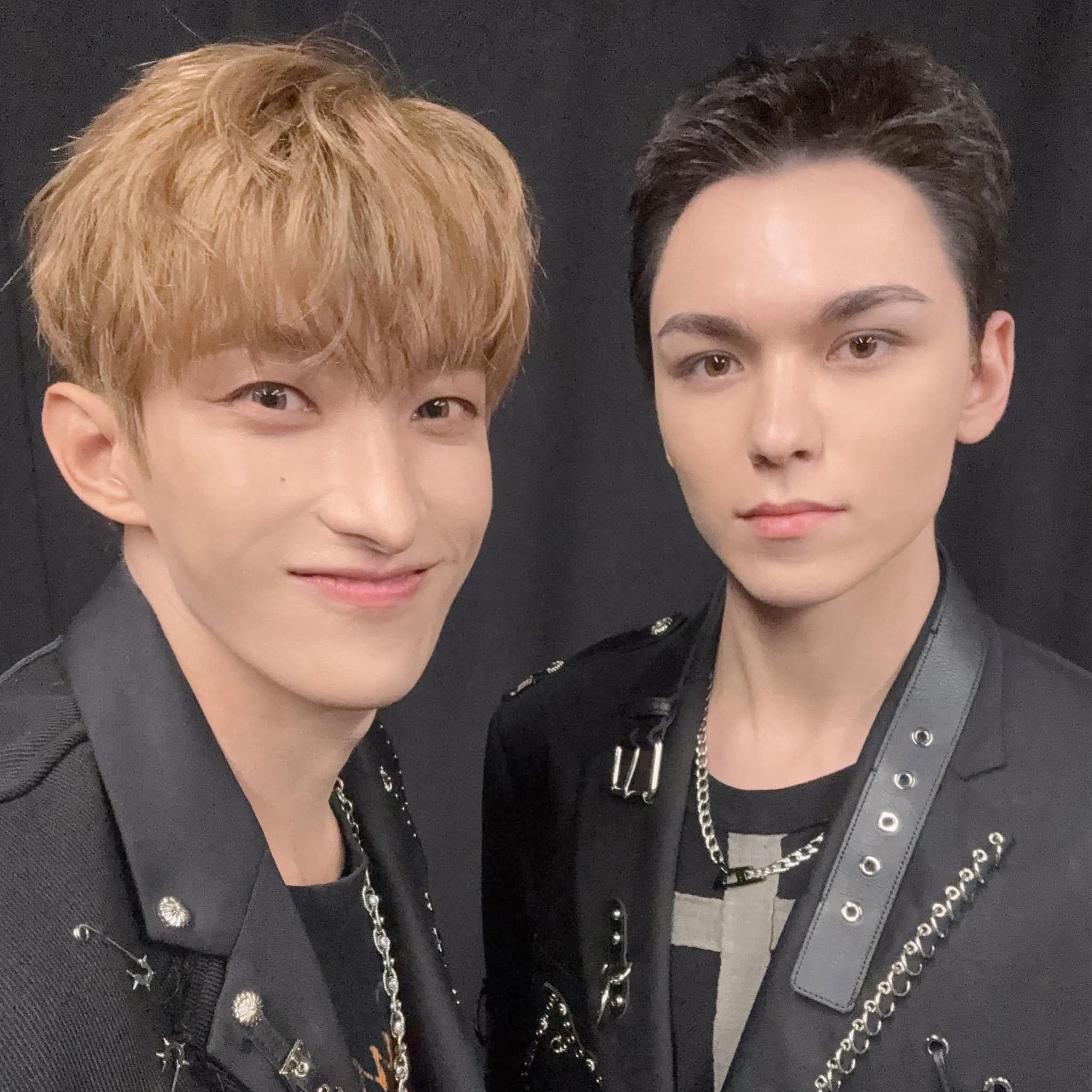 Foto terbaru SEVENTEEN