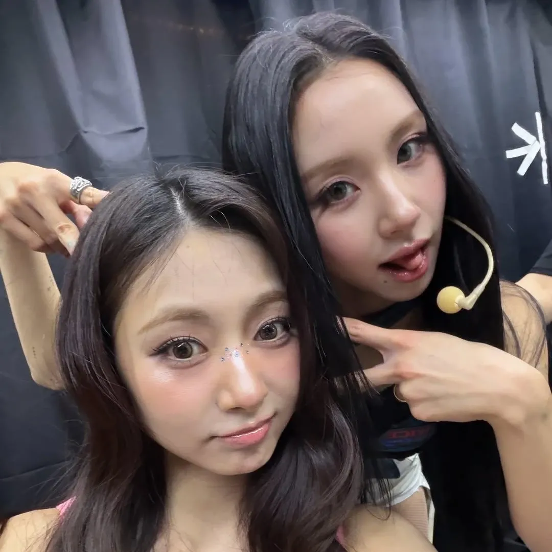 Momen yang diabadikan oleh penggemar Tzuyu (TWICE)