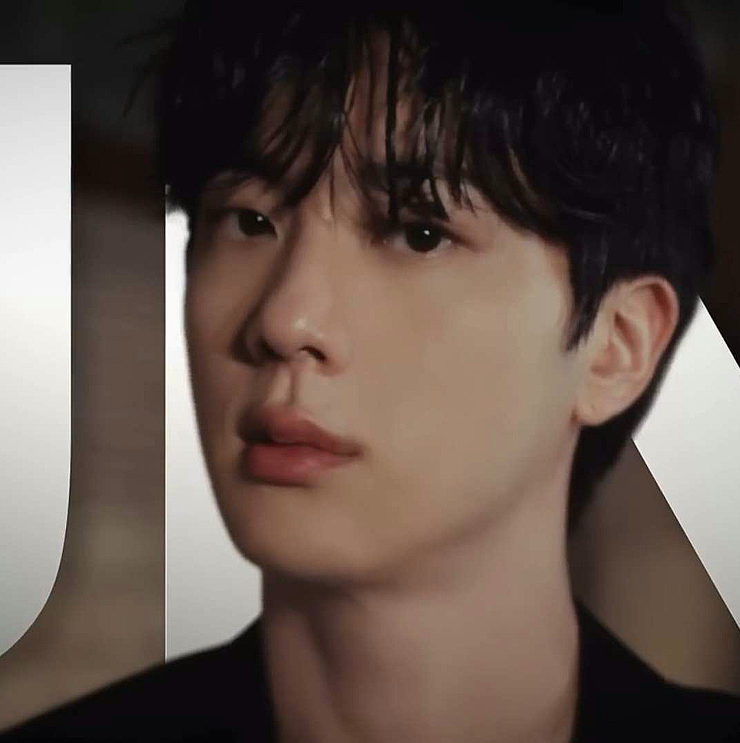 진 (방탄소년단)의 비하인드 컷