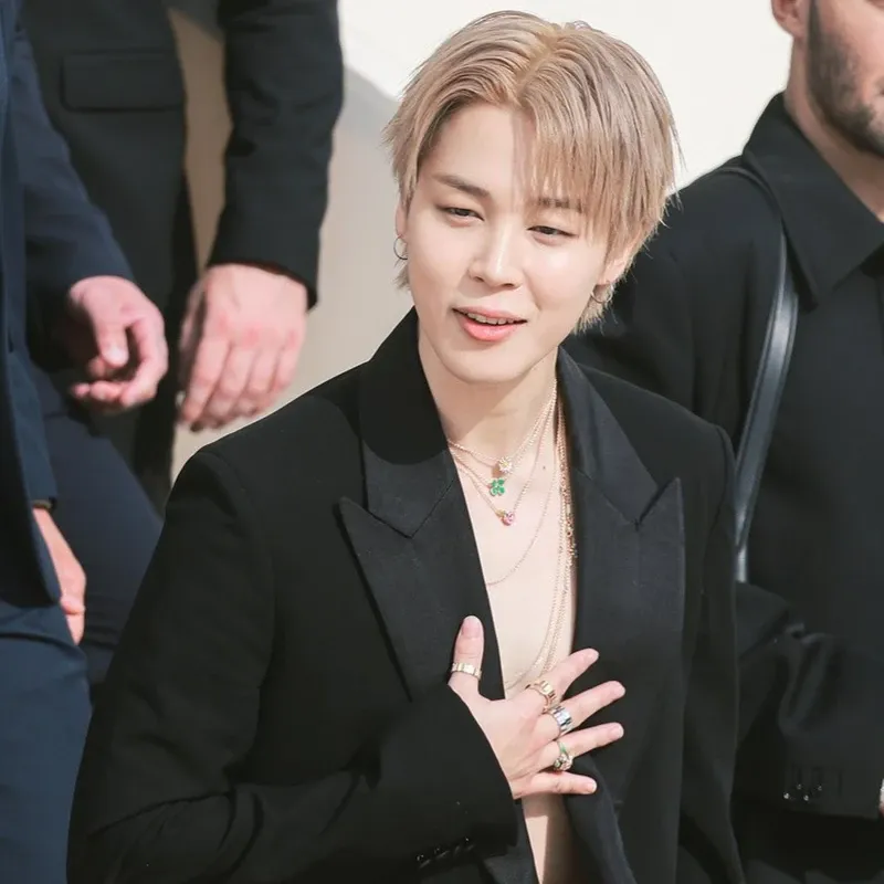 Latest photo of Jimin (BTS)