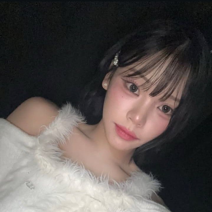 Recent activity shot of Sihyeon (CSR)